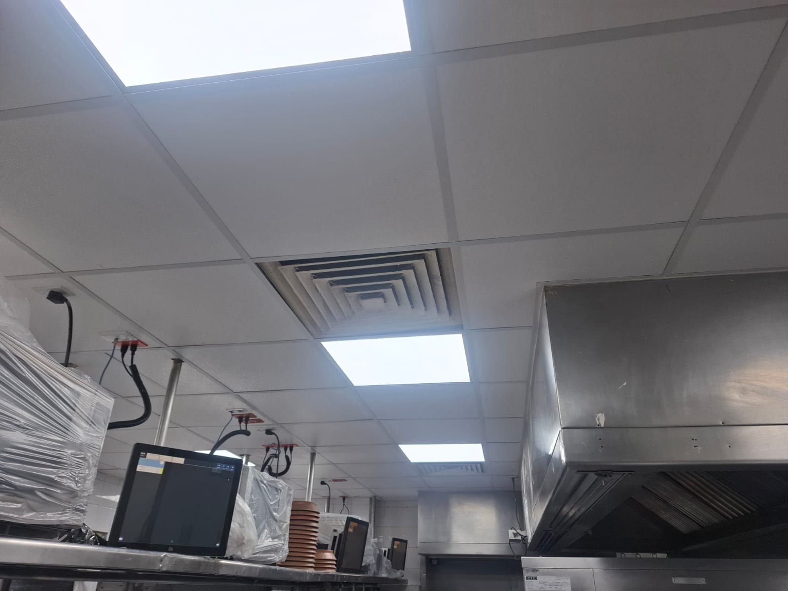 Acabados de Plafón Reticular